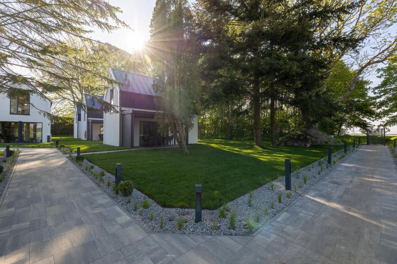 Domki Villa Hoff Resort Trzęsacz Buitenkant foto