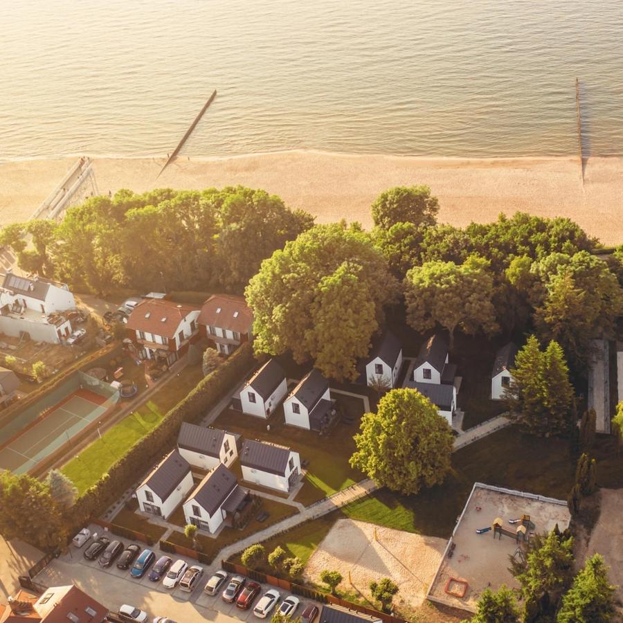 Domki Villa Hoff Resort Trzęsacz Buitenkant foto