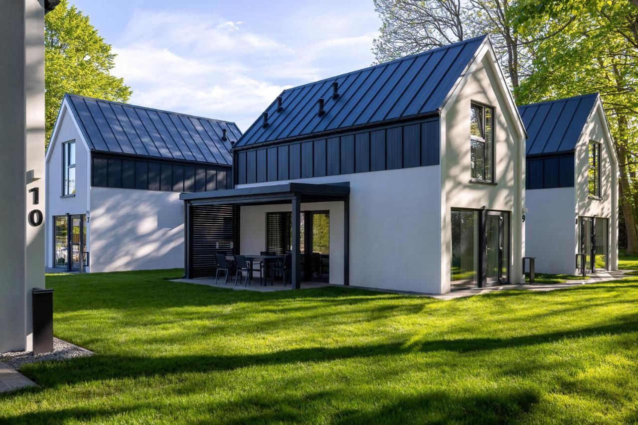 Domki Villa Hoff Resort Trzęsacz Buitenkant foto